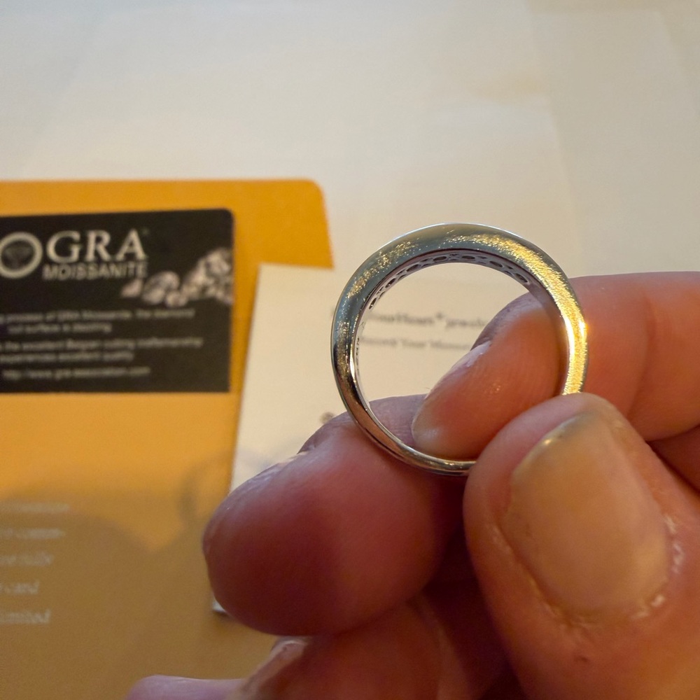 Elegant Silver Ring Set - Picture 6 of 16
